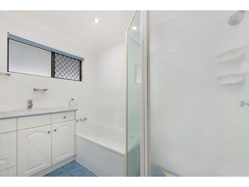 265 Winstanley Street, Carindale QLD 4152