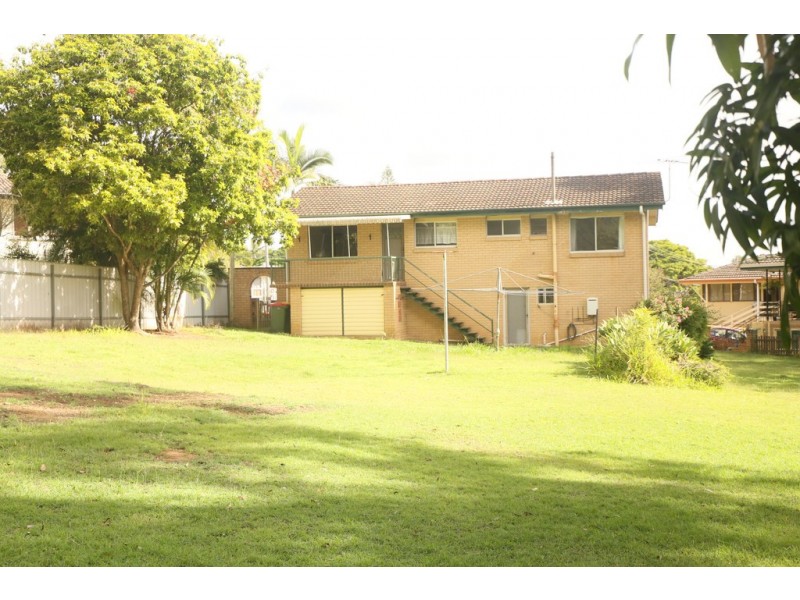 26 Milanion Crescent, Carindale QLD 4152