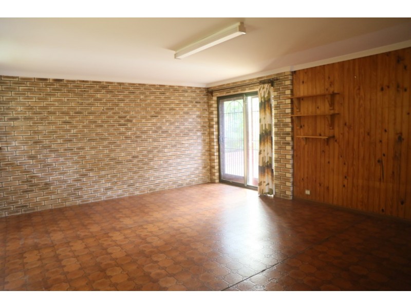 8 Bors Street, Carindale QLD 4152