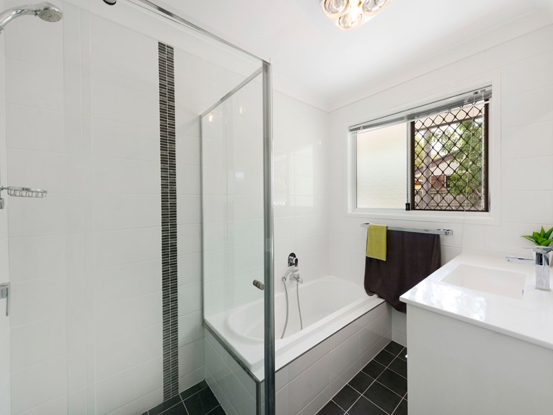 48 Sherborne Street, Carindale QLD 4152