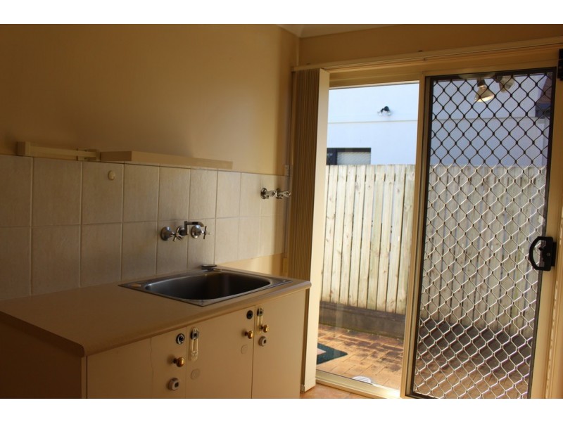 10 Royal Court, Carindale QLD 4152