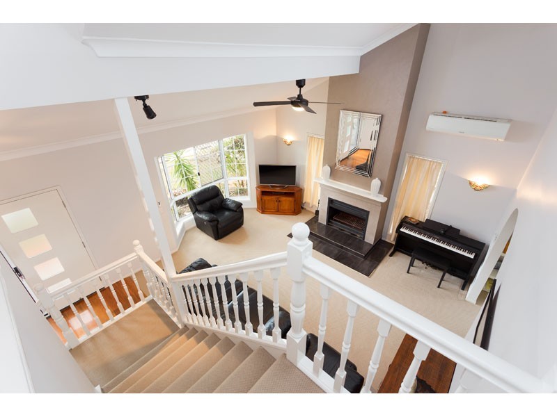 138 Kilmorey Street, Carindale QLD 4152