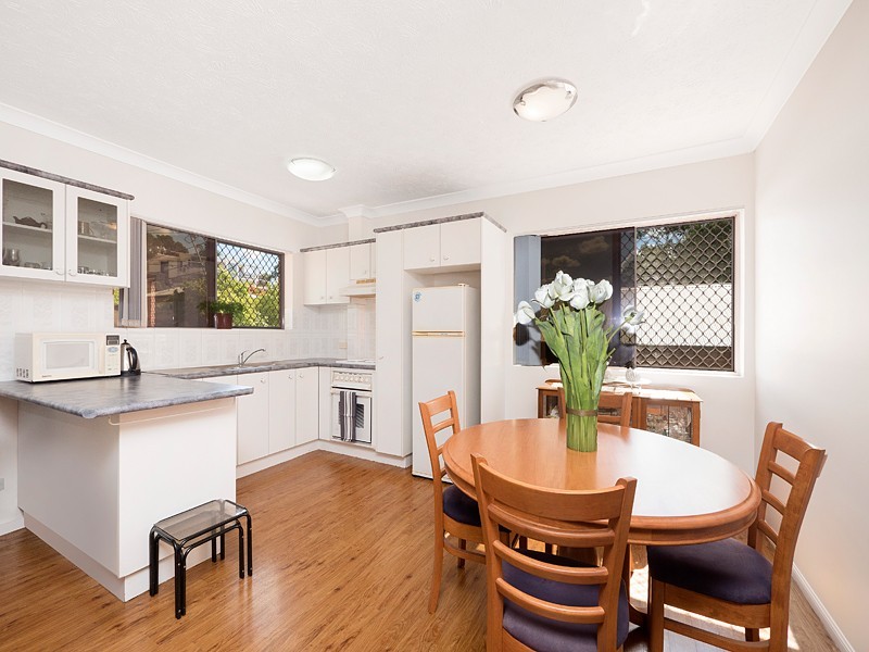 4/51 Pembroke Road, Coorparoo QLD 4151