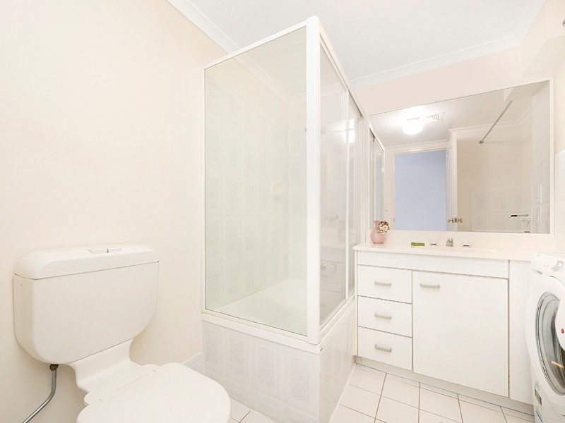 4/51 Pembroke Road, Coorparoo QLD 4151