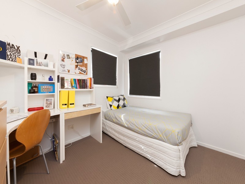 10/49 Gannon Avenue, Manly QLD 4179