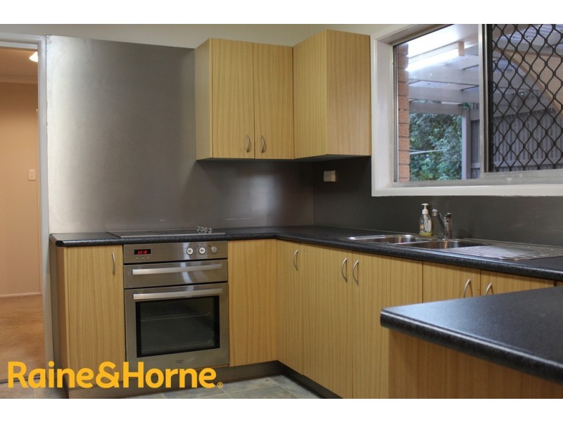 4 Harvest Street, Mansfield QLD 4122