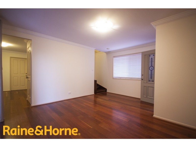 1/92 Adelaide street, Carina QLD 4152