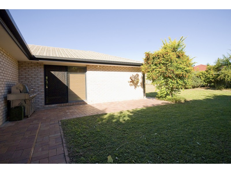 30 HEDERA ST, Regents Park QLD 4118