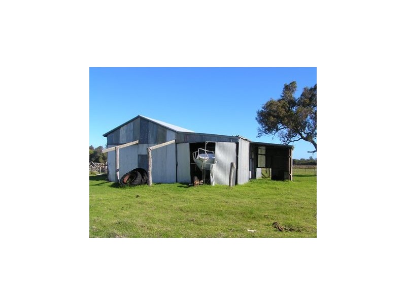 ‘Waltons’ 527 Forestry Road, Uduc WA 6220