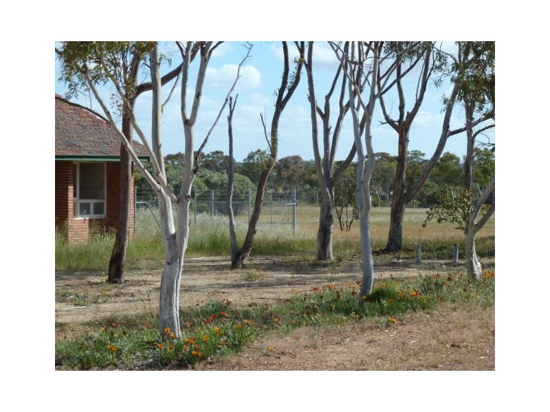 1 McLennan Street, Quairading WA 6383