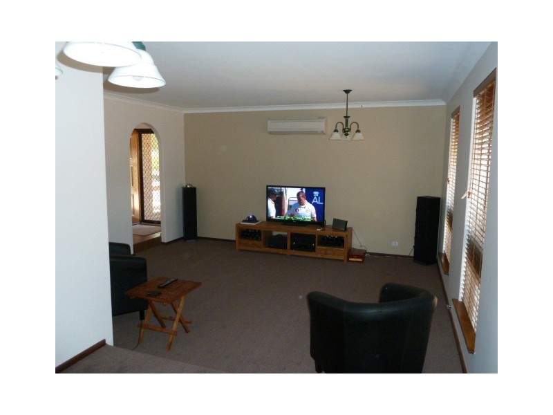 22 Dall Street, Quairading WA 6383