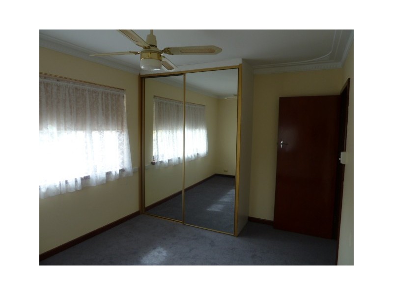 4 Avon Street, Quairading WA 6383