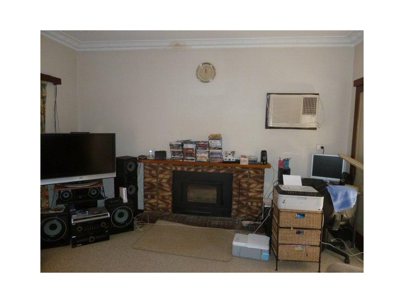 108 McLennan Street, Quairading WA 6383