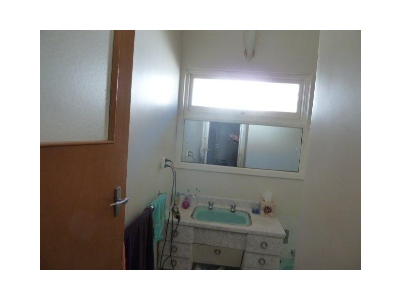 108 McLennan Street, Quairading WA 6383