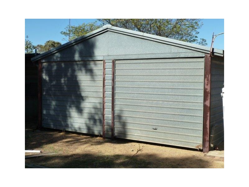 108 McLennan Street, Quairading WA 6383