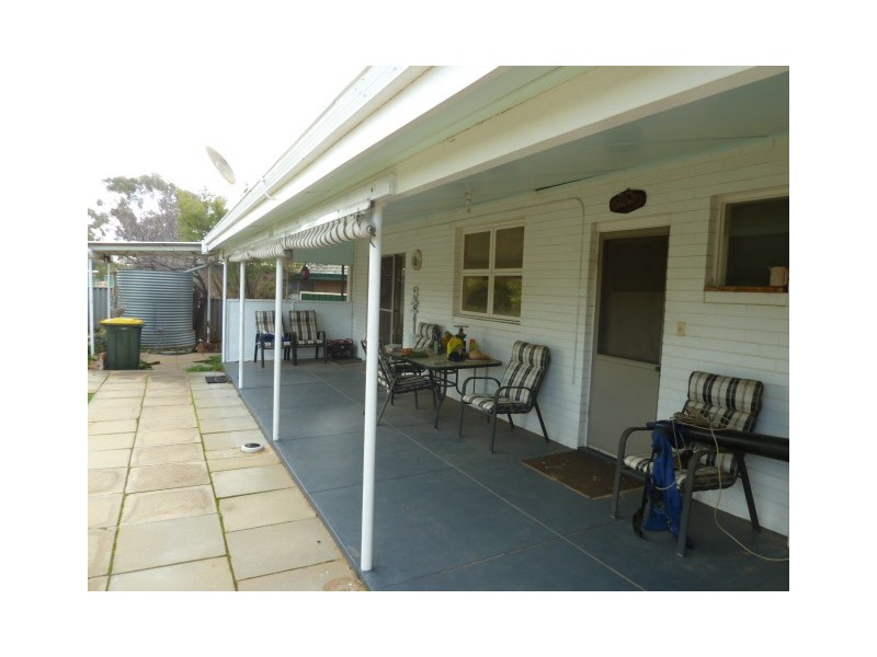 125 McLennan Street, Quairading WA 6383