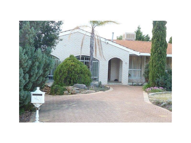 11 and 13 Powell Crescent, Quairading WA 6383