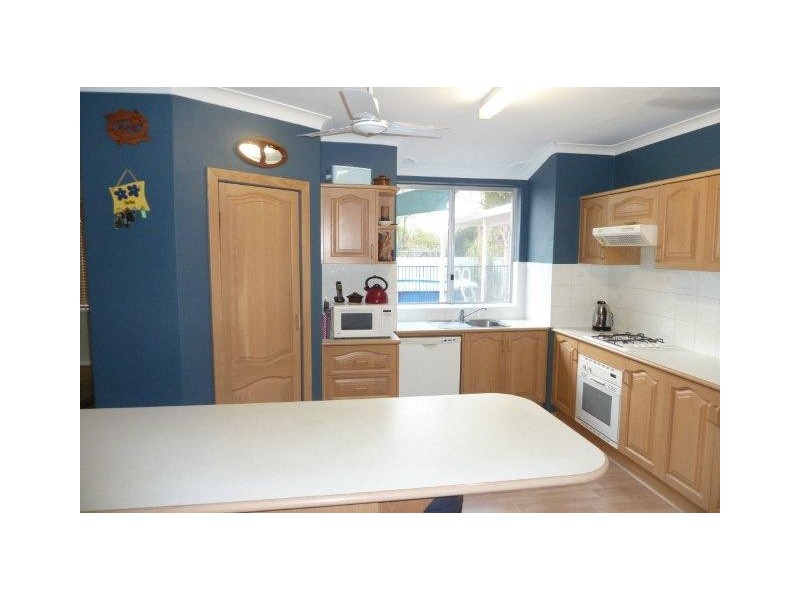 11 and 13 Powell Crescent, Quairading WA 6383