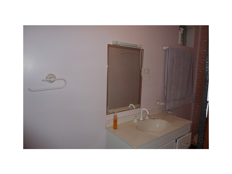 11 and 13 Powell Crescent, Quairading WA 6383