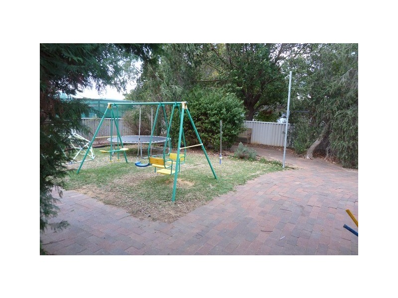 11 and 13 Powell Crescent, Quairading WA 6383