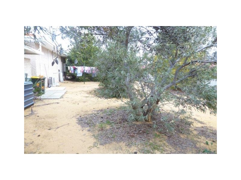 11 and 13 Powell Crescent, Quairading WA 6383