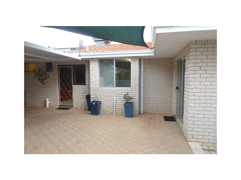 11 and 13 Powell Crescent, Quairading WA 6383