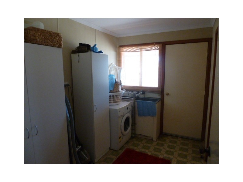 17 Ashton Street, Quairading WA 6383