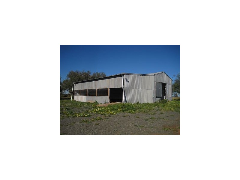 Carag Carag VIC 3623