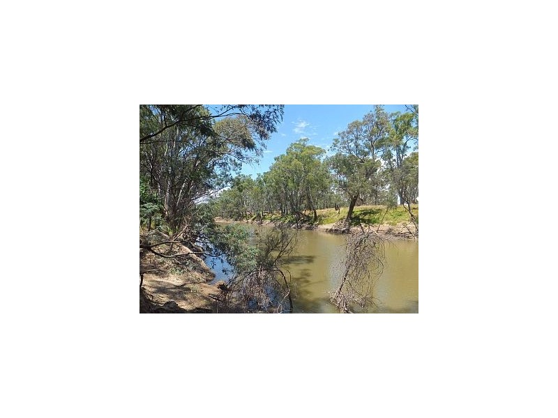 2 Gillam Road, Murchison East VIC 3610