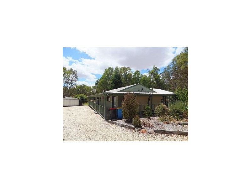 2 Gillam Road, Murchison East VIC 3610
