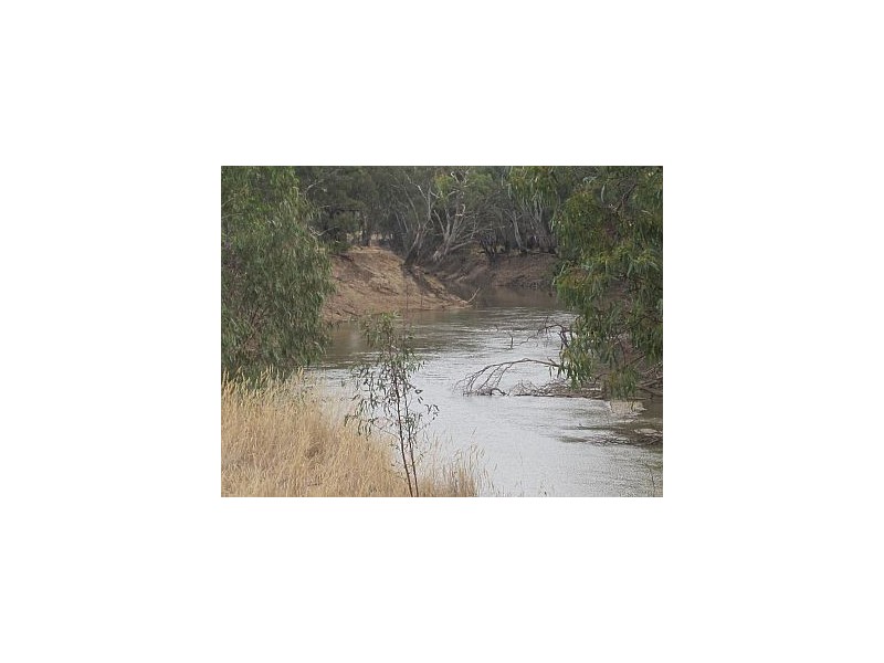 5801 Murray Valley Highway, Wyuna VIC 3620