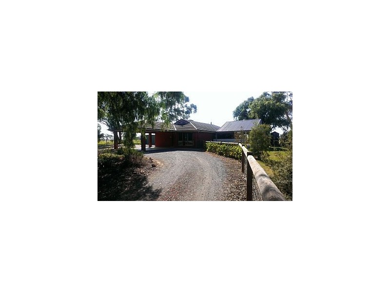 835 Bayunga Road, Toolamba VIC 3614