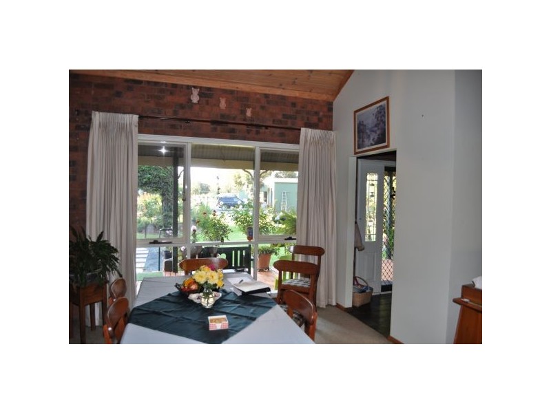 630 Lilford Rd, Mooroopna North West VIC 3616