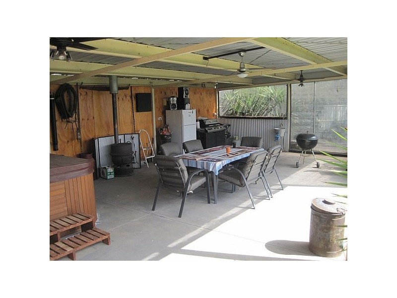 89 Sloleys Bridge Road, Numurkah VIC 3636