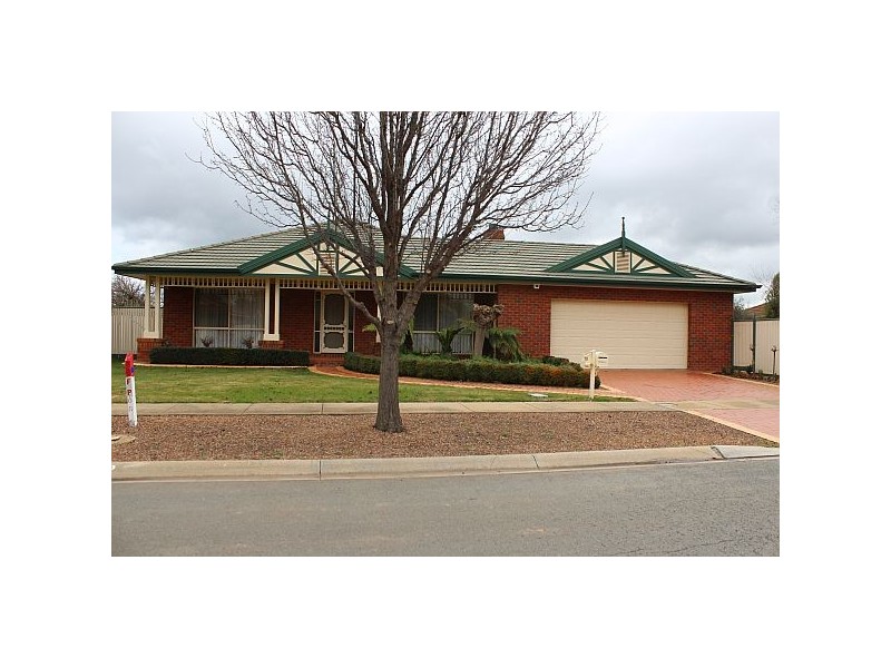 10 Travaskis Drive, Tatura VIC 3616