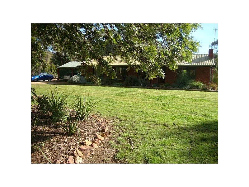 7 Murrays Lane, Murchison VIC 3610