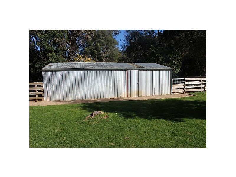 7 Murrays Lane, Murchison VIC 3610