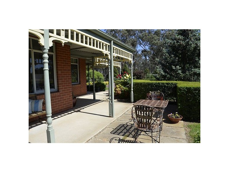 85 Old Weir Road, Murchison VIC 3610