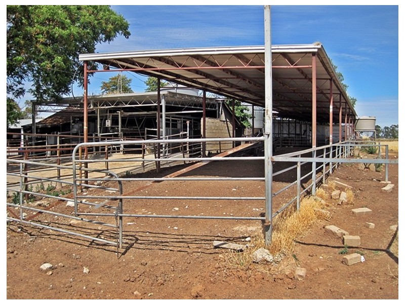 1398 Larissa Road, Yarroweyah VIC 3644