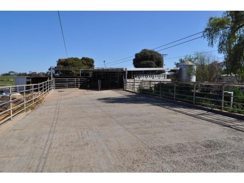 440 Ford Road, Byrneside VIC 3617