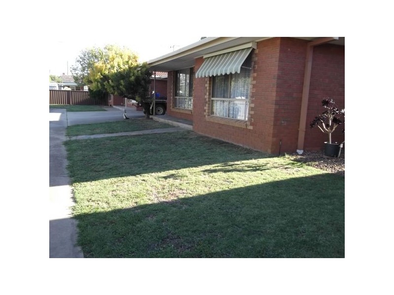 3/32 Service Street, Tatura VIC 3616