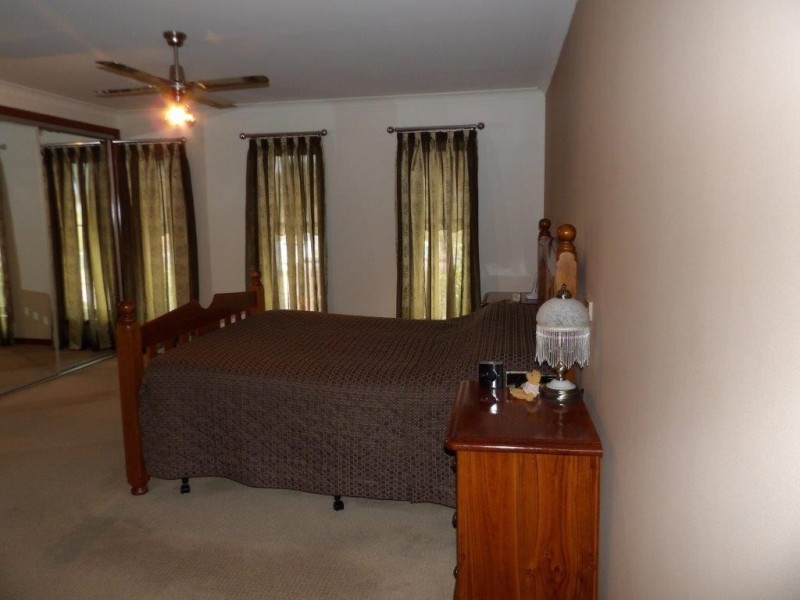 26 Apricot Circuit, Cobram VIC 3644