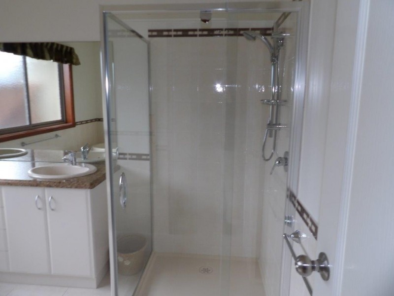 26 Apricot Circuit, Cobram VIC 3644