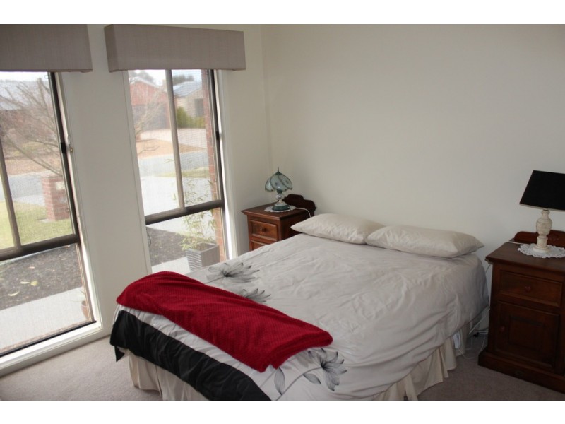 2 Riviera Close, Tatura VIC 3616