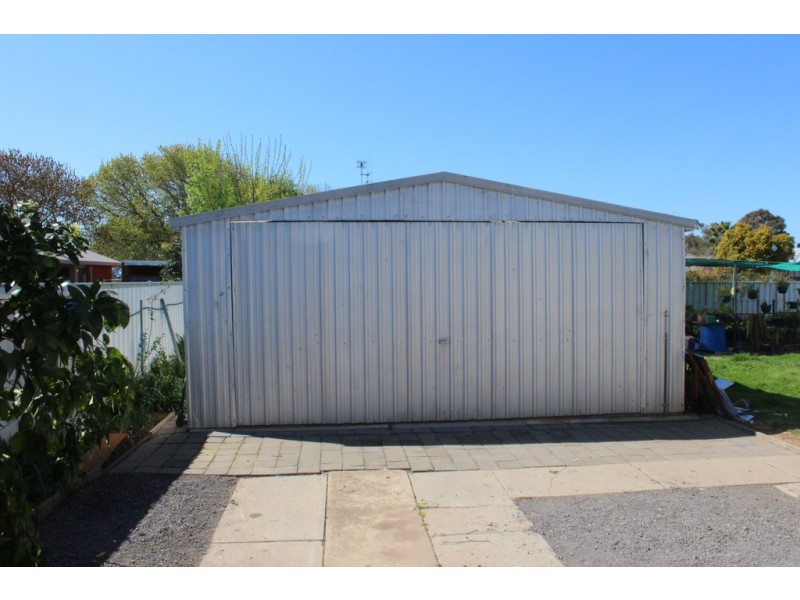 2 Mitchell Avenue, Tatura VIC 3616