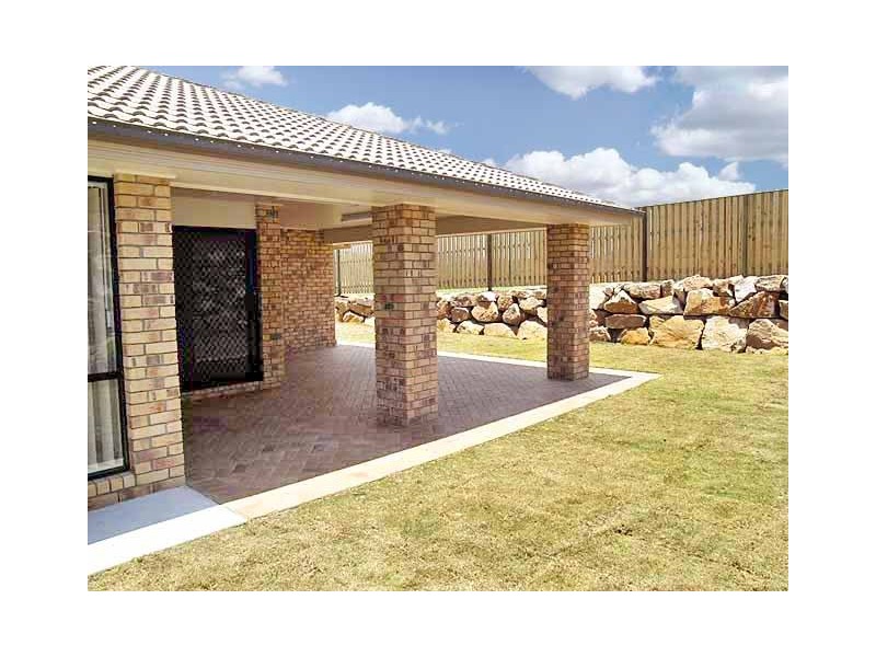 Pacific Pines QLD 4211