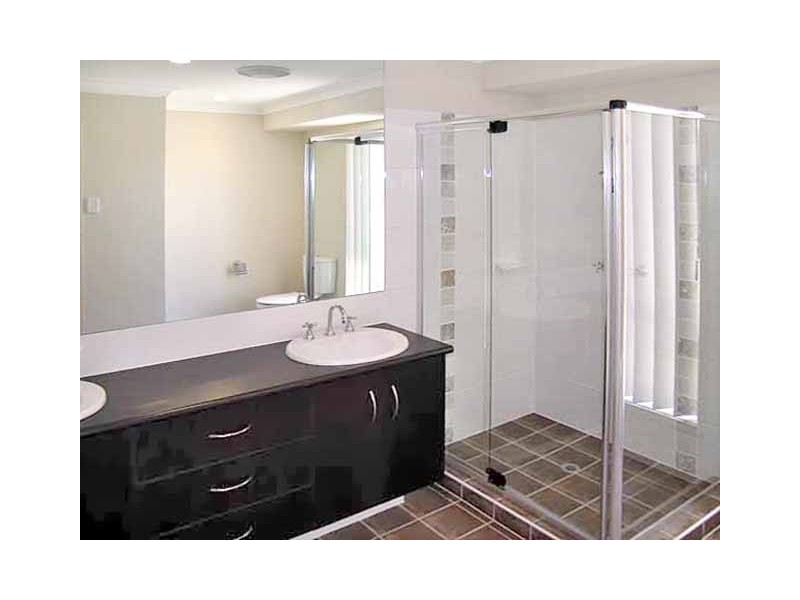 Pacific Pines QLD 4211