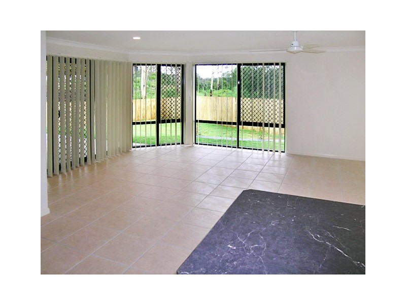 Eatons Hill QLD 4037