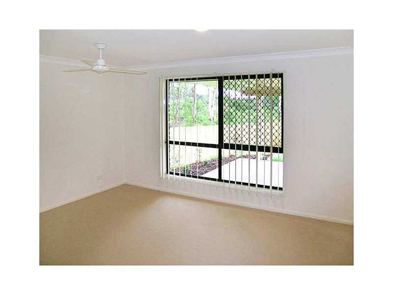 Eatons Hill QLD 4037