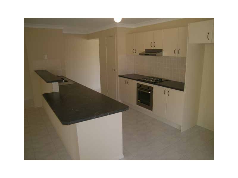 Eatons Hill QLD 4037